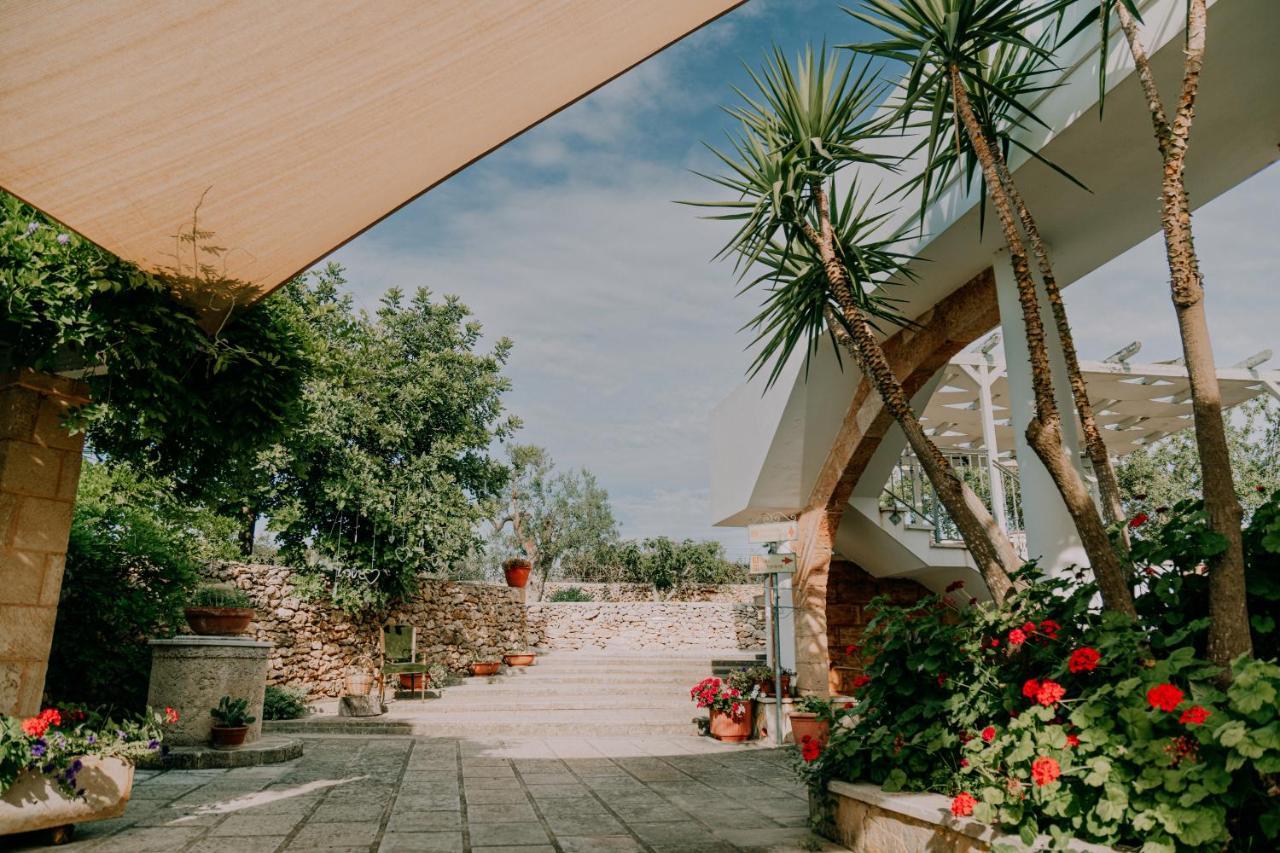 Masseria Agriturismo Il Sorriso Degli Ulivi - Dimora Di Charme 加利波利 外观 照片